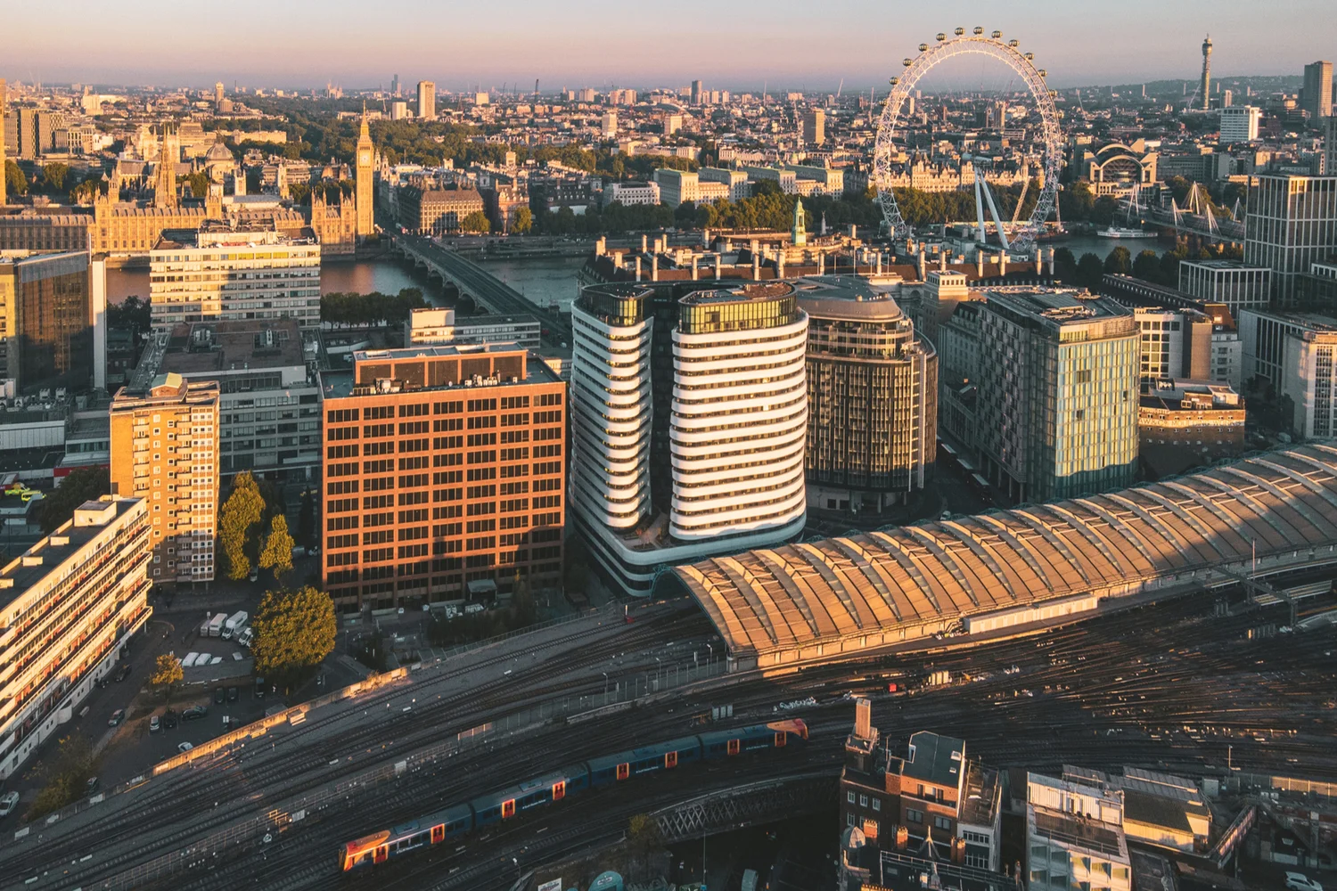 Tax and legal compliance when hiring employees in the UK: what companies must know